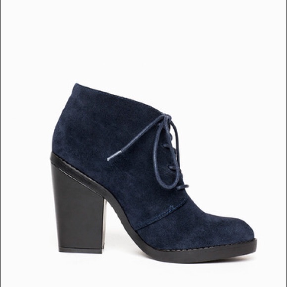 Shoemint Shoes - Shoemint Size 7 Fanny Navy Blue Lace Up Booties